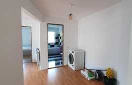 Apartament 3 camere, semidecomandat, 54 mp, zona Regal