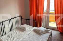 Apartament de 4 camere, 93 mp, balcon, zona Calvaria