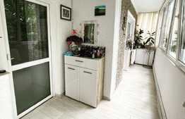 Apartament de 3 camere, modern, etaj intermediar, decomandat, zona Tractorul