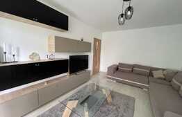 Apartament de 3 camere, modern, etaj intermediar, decomandat, zona Tractorul