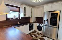 Apartament de lux, 2 camere, 52 mp, terasa, parcare, zona Terra