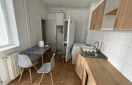 Apartament de 4 camere, 100 mp, decomandat, zona strazii Observatorului