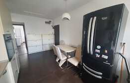 Apartament 4 camere, decomandat, etaj intermediar, zona Kaufland Marasti