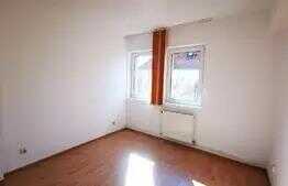 Apartament 3 camere, 69 mp, etaj intermediar, zona Pietei Muzeului