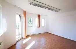 Apartament 3 camere, 69 mp, etaj intermediar, zona Pietei Muzeului