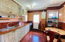 Apartament de 3 camere, 70 mp, decomandat, zona Maramuresului