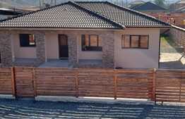 Casa in ansamblu privat, 110 mp, teren 510 mp, Jucu