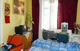 Vanzare 2 camere, 61 mp cu 25 mp boxa depozitare in zona strazii Horea