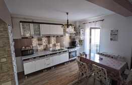 Apartament de 3 camere, 53mp, etaj intermediar, zona Apahida 