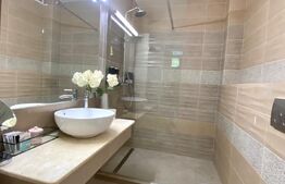 Apartament lux de 2 camere,  parcare , Zona Parcul Intre Lacuri