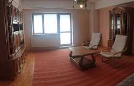 Apartament 4 camere, 100 mp, 2 bai, zona Pod Calvaria