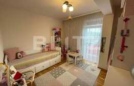 Apartament 3 camere, balcon si parcare, 75 mp, zona Golden Tulip