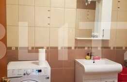 Apartament de 2 camera, 60 mp, balcon, zona Oncos