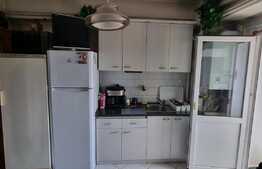 Apartament decomandat, 2 camere, 65 mp, boxa, zona Titulescu