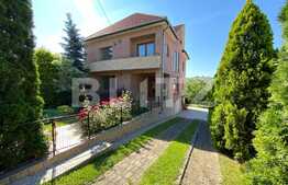 Casa individuala nemobilata, 200 mp utili, 500 mp teren, zona Dambu Rotund