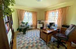 Casa individuala nemobilata, 200 mp utili, 500 mp teren, zona Dambu Rotund