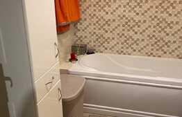 Apartament 3 camere, etaj intermediar, decomandat, 61mp, zona Vivo