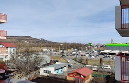 Oportunitate! Apartament de 2 camere 53 mp, terasa 14mp, garaj, zona Vivo