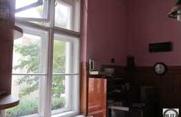 Vanzare apartament 5 camere, 150 mp, terasa, zona strazii Horea!