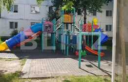 Apartament de 3 camere, 56 mp, semidecomandat, zona Manastur