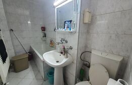 Apartament de 2 camere, 61 mp, decomandat, etaj intermediar, zona Bucuresti