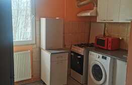 Garsonieră spațioasă, 33 mp, decomandata, mobilată și utilată, Astra