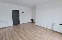 Apartament 3 camere, finisaje noi, parcare, lift, zona Eroilor