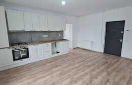 Apartament 3 camere, finisaje noi, parcare, lift, zona Eroilor