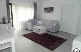 De vanzare 3  camere, etaj intermediar, zona Sub Cetate! DOTARI LUX!