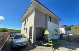 Casa individuala de 4 camere, 120 mp, teren 465 mp, Chinteni