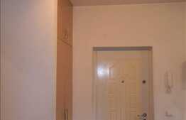 O cameră cu nisa de dormit, 40 mp, mobilat modern, zona Plopilor. Parcare!