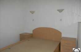 O cameră cu nisa de dormit, 40 mp, mobilat modern, zona Plopilor. Parcare!