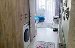 Apartament 3 camere, 2 parcari, zona strazii Cetatii