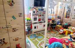 Apartament 3 camere, 2 parcari, zona strazii Cetatii