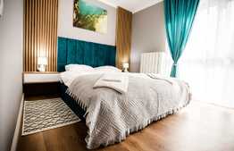 Apartament de lux, 2 camere, parcare, terasa 14 mp, zona Sopor