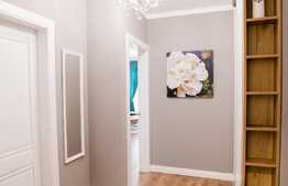 Apartament de lux, 2 camere, parcare, terasa 14 mp, zona Sopor