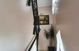 Casa la calcan, 80 mp utili, Dambu Rotund 