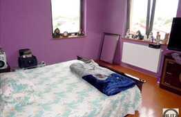 Vanzare apartament 3 camere, 110 mp plus 2 balcoane. Loc de parcare inclus!