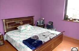 Vanzare apartament 3 camere, 110 mp plus 2 balcoane. Loc de parcare inclus!
