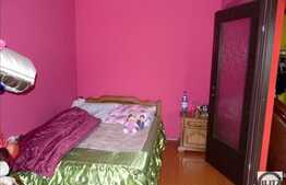 Vanzare apartament 3 camere, 110 mp plus 2 balcoane. Loc de parcare inclus!