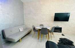 Apartament de 3 camere, 58 mp, decomandat, zona Racadau