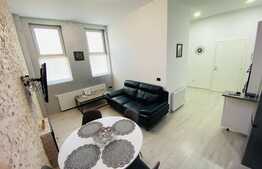 Apartament de 3 camere, 58 mp, decomandat, zona Racadau