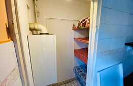 Apartament 2 camere, 50 mp, decomandat, 2 parcari, zona Tractorul