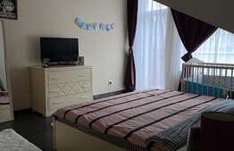 Apartament 100mp, scara interioara, 2 bai, parcare, zona Urusagului!