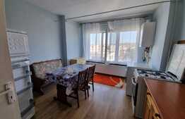 Apartament 2 camere decomandate, cartierul Intre Lacuri