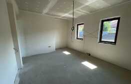 Casa individuala 140 mp + garaj, teren de 726 mp, zona Feleacu