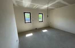 Casa individuala 140 mp + garaj, teren de 726 mp, zona Feleacu