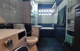 Apartament de 4 camere, 77 mp, baie cu geam, balcon, zona Minerva