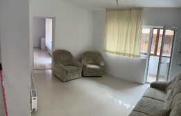 Apartament de 3 camere, etaj 1, parcare, balcon, zona Urusagului