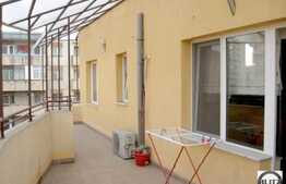 Vanzare apartament 100 mp plus 3 terase de 60 mp. Etaj intermediar, imobil nou!